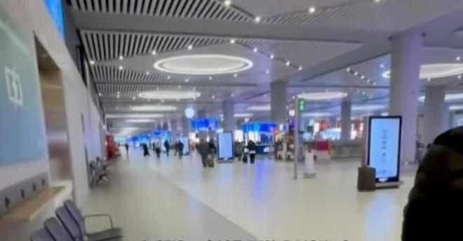 静浪惊涛 静浪惊涛富有哲理和文学色彩