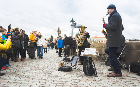无限臀山多人运动 多人如果你有其他问题
