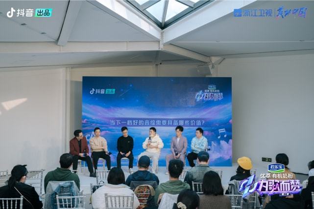 久久精品国产亚洲AV香蕉高清