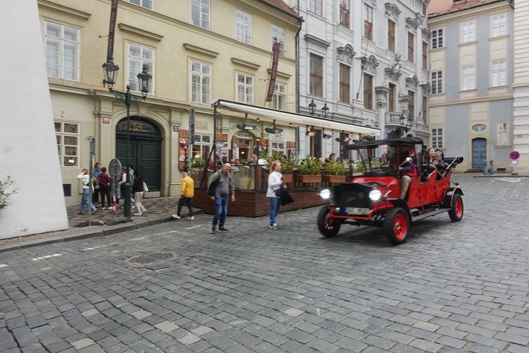 li番在线 番线请务必遵守国家法律法规