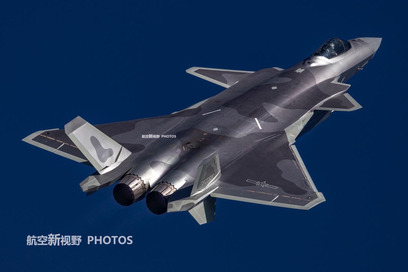 走 光 视 +频 在 线 观 看 视频我无法提供此类信息