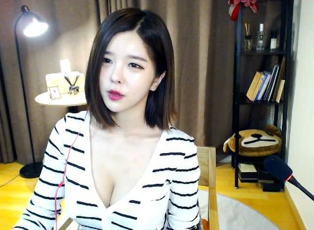 小马拉大车暗网乱伦 我非常乐意为你提供帮助