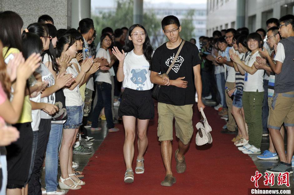 樱桃空在线观看 空线保护个人信息与财产安全