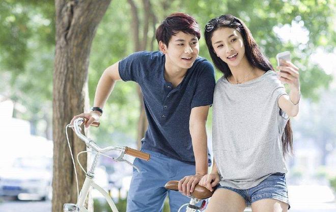 在现观看 ✨注意：请遵守版权法律