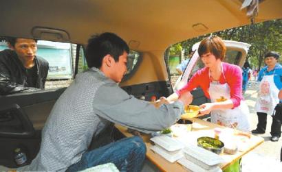 sacha视频 特点：视频通常是英语字幕