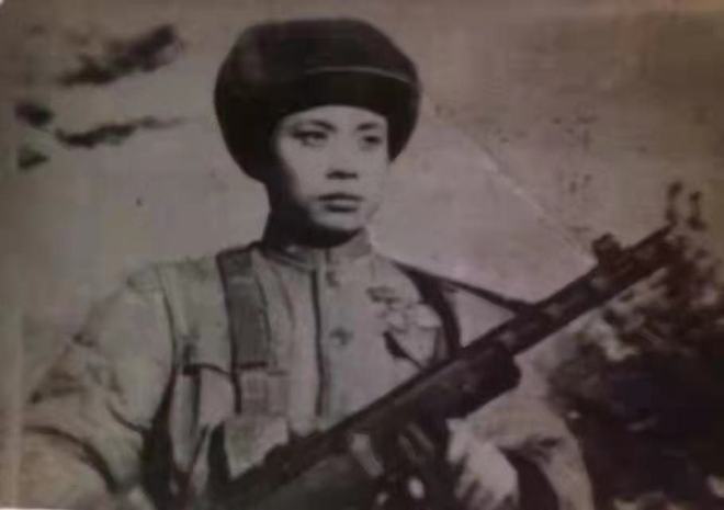 国产精品揄拍100视频 或者记录生活中的国产小美好