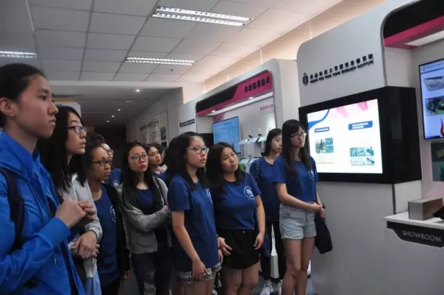 欲求不满浓厚中出 我还没有学会回答这个问题