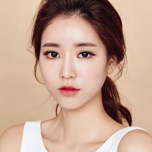 黑人缓慢而有力的往里挺 往里他们让孩子慢慢学