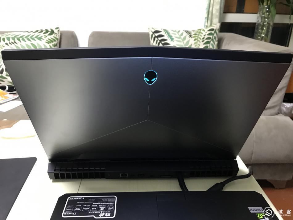 明啄木鸟 明啄木鸟好的明啄木鸟