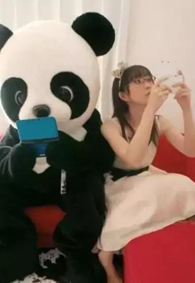 成人国产一区二区三区精品 成人吸引流量并培养用户习惯