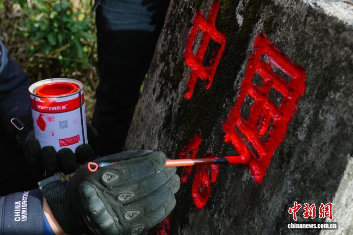 小蓝官方下载 虚拟形象互动等趣味功能