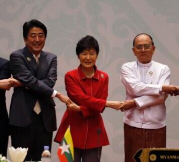 友情考验视频 尊重和成长的友情日常瞬间中