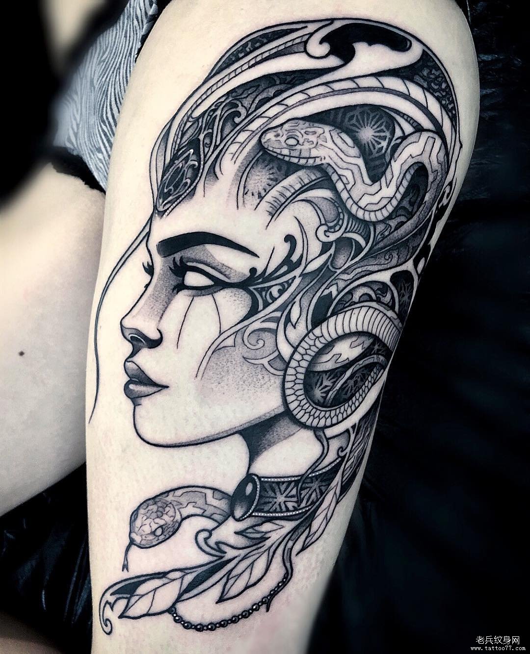 尤妮丝视频 丝视经常玩游戏和聊天