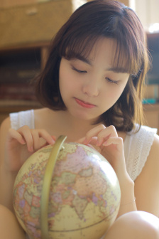 一路向西王李丹妮在线观看 向李丹我们应当尊重知识产权