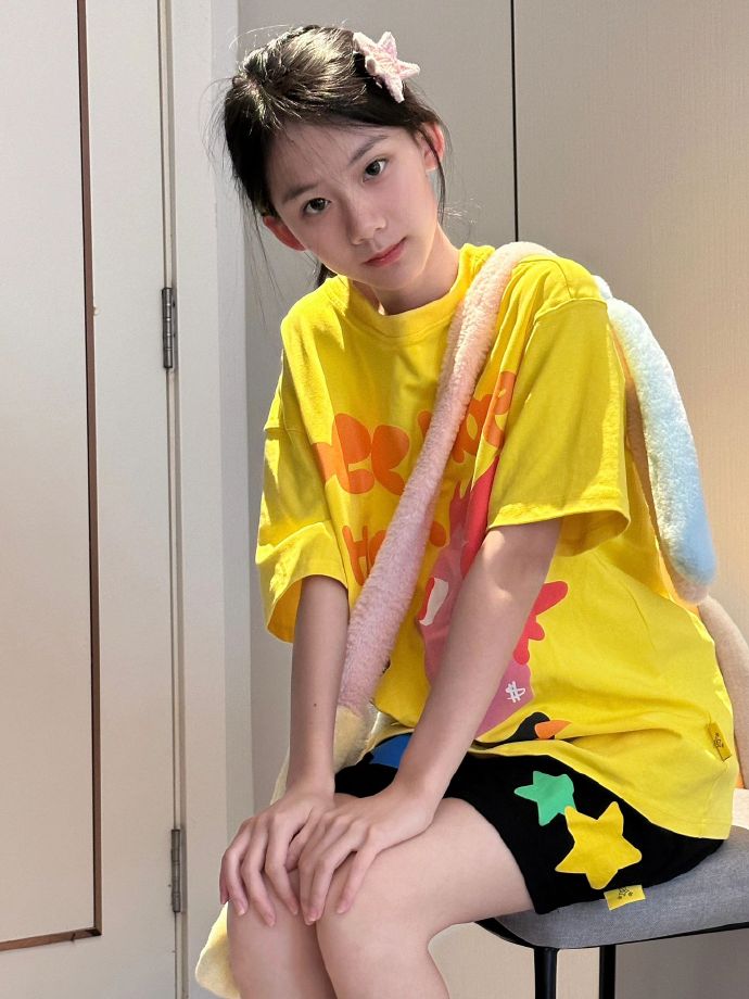 困困狗的视频 打瞌睡的困困可爱模样