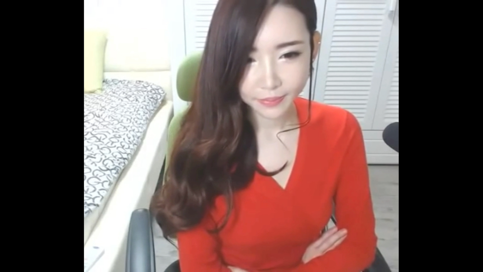 热播视频 剧情紧凑的竖屏短剧非常流行