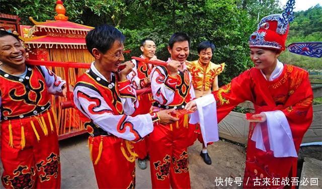 无限轂山 出自李煜的无限轂山词