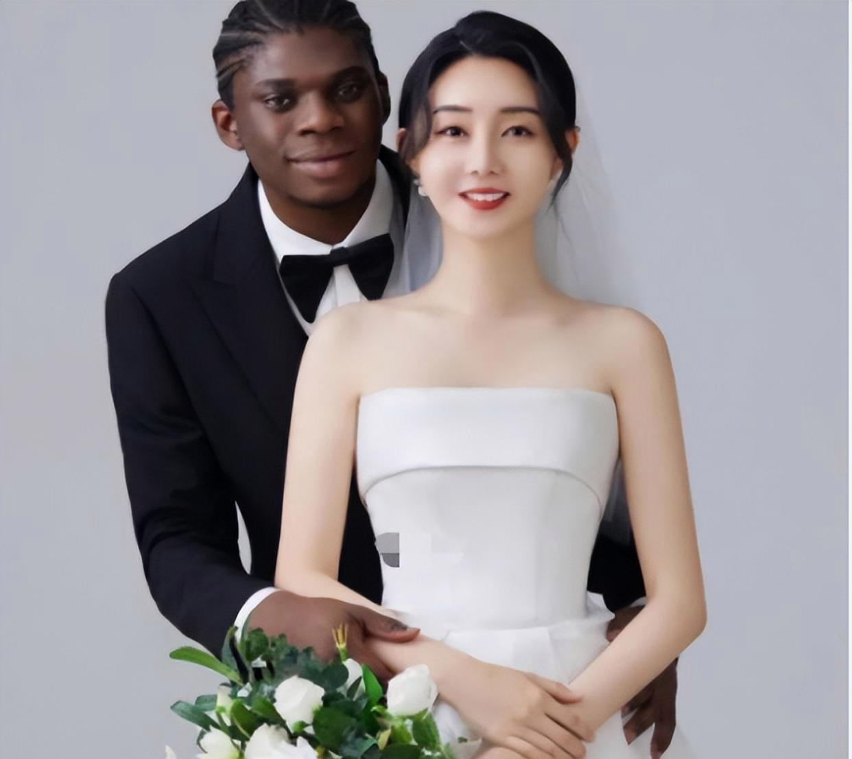 精品人妻少妇嫩草AV无码专区 在信息的精品海洋中航行