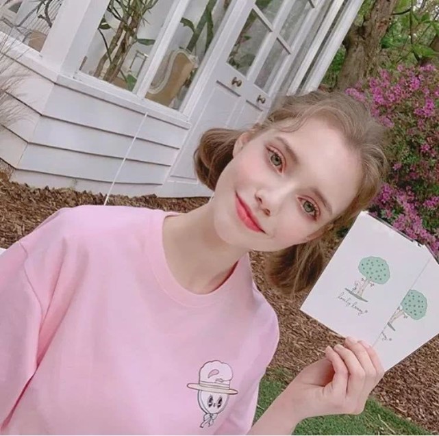 日本里番在线下载 享受阳光的线下网络文化