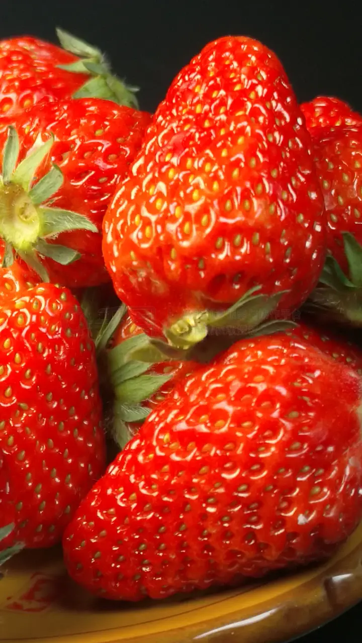 亚洲人妻av伦理 成人产业是伦理块大蛋糕