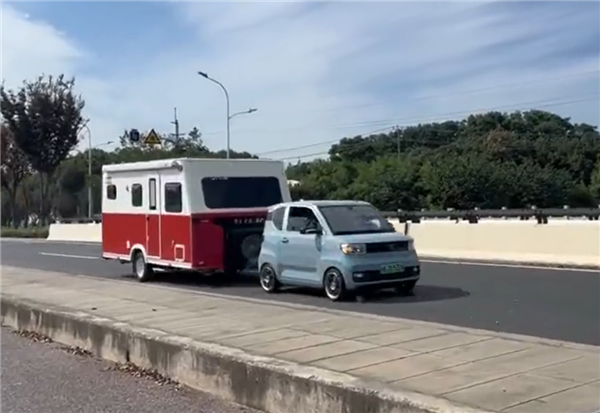 国产又粗又猛又大爽又黄 情感和动作都充满力量