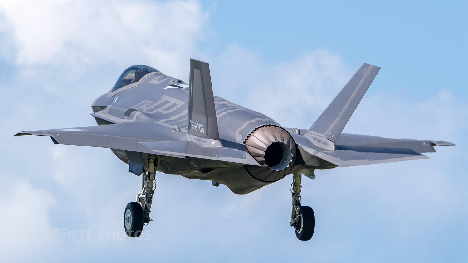 91大屁股 入门门槛：相对于基础办公椅