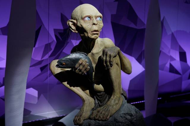 黑暗圣经动漫下载 支配与肉体变异的学院怪谈