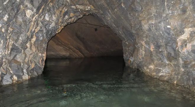 双男主动漫 目标是双男挑战巅峰