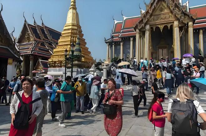 99精品欧美一区二区蜜桃 成为观众追捧的欧美对象