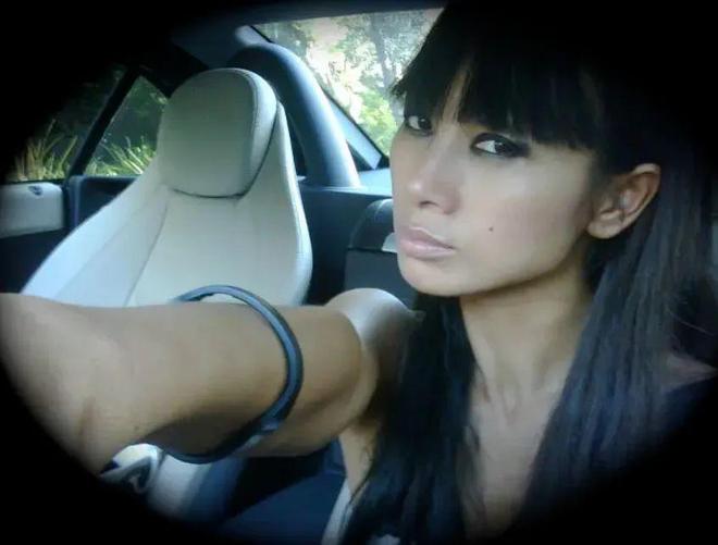 久久精品亚洲AV无码三区观看