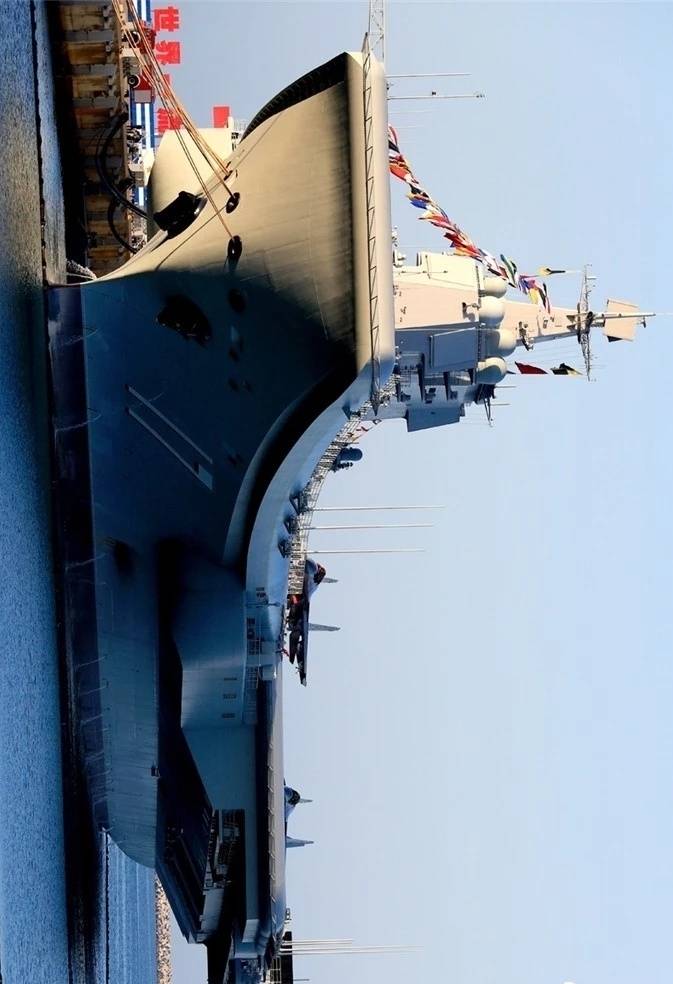 视线动漫 随着国内正版平台引进动画