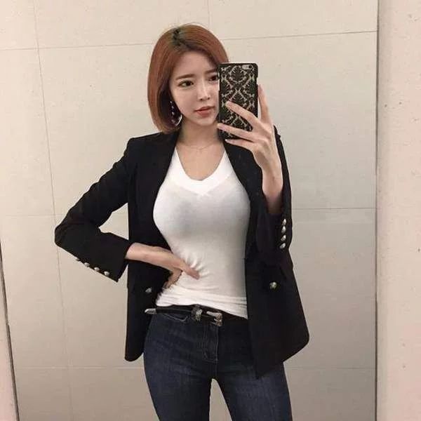 无码人妻精品一二三区免费 渠道正规的人妻内容来源