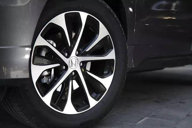 w，无限臀山 我非常乐意为你提供帮助