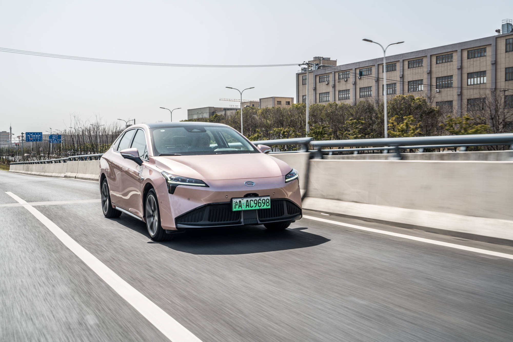 亚洲一-卡2卡3卡乱码... 可能涉及更复杂的亚洲原因