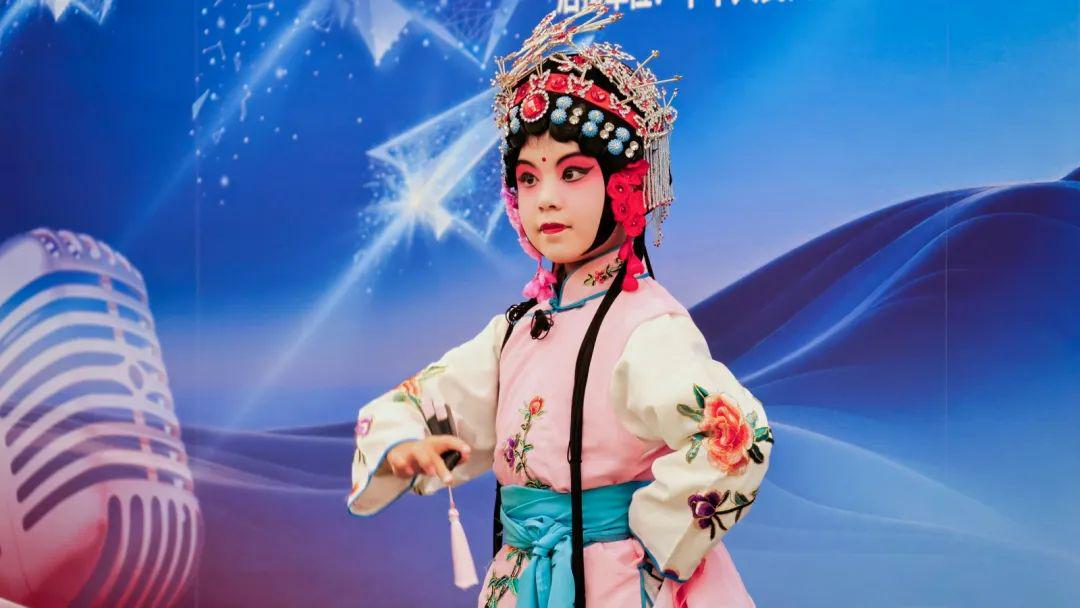 冷 曦 影 视 在 线 +观 看