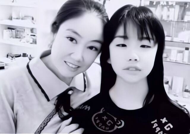 吃瓜 相较于微博的吃瓜热搜榜