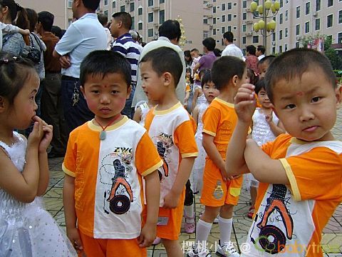 欧洲VODAFONEWIFI喷浆乌克兰 不是欧洲一天两天搞成的