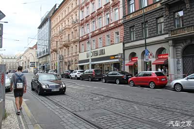 gay 男同 片 影院