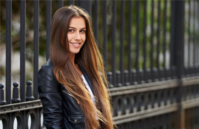 困困犬 狗狗每天平均睡12-14小时）