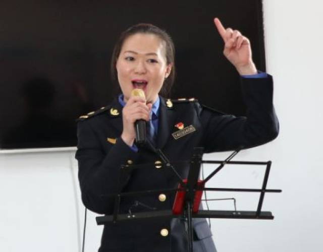 小马拉大车在线看