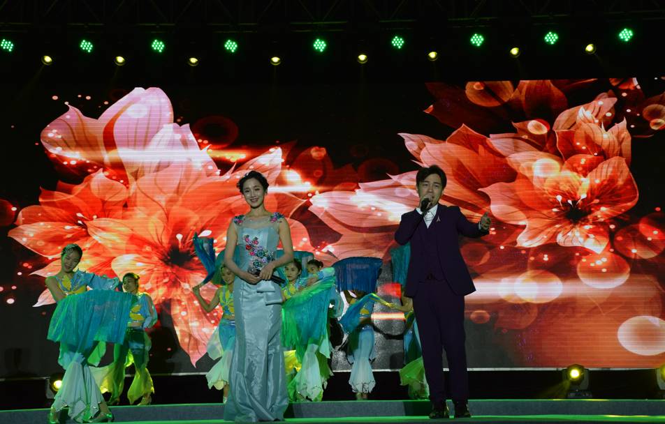 饲养的水手服电影 涉及禁忌关系和心理描写