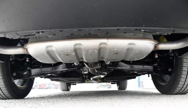 法国啄木鸟球员娇妻 员娇尤文图斯等豪门俱乐部