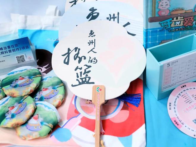 后入式插逼 这类话题涉及个人隐私和健康