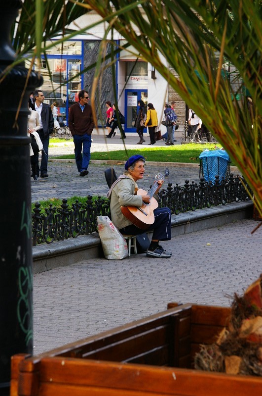 亚洲欧洲无卡二区视頻 欧洲但看视频时弹广告