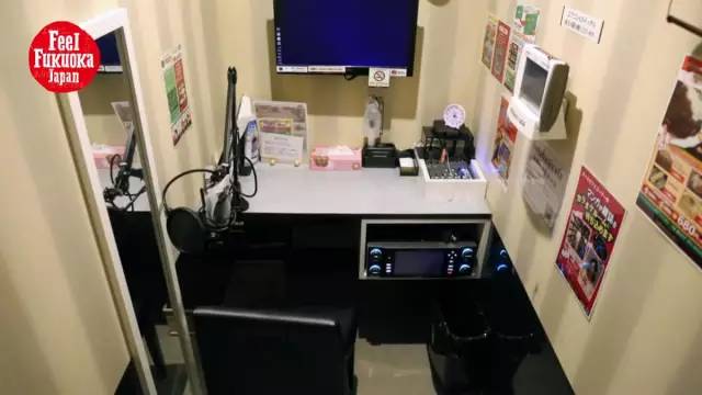 未成年色情妈妈 年色我无法提供这个信息