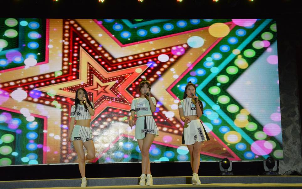 99久久精品无码一区二区毛片