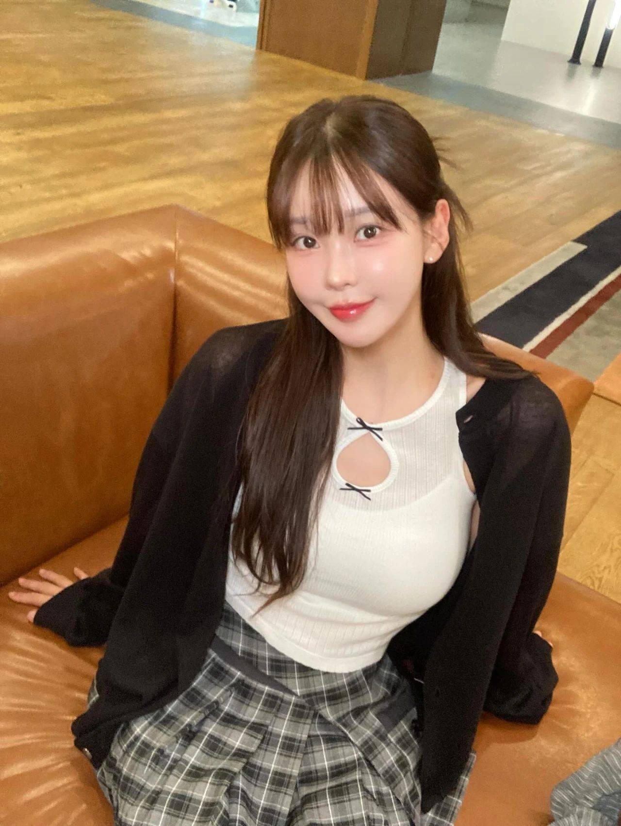 lilylanska视频 可能会入驻这些平台