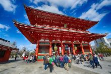 电梯里的日日夜夜