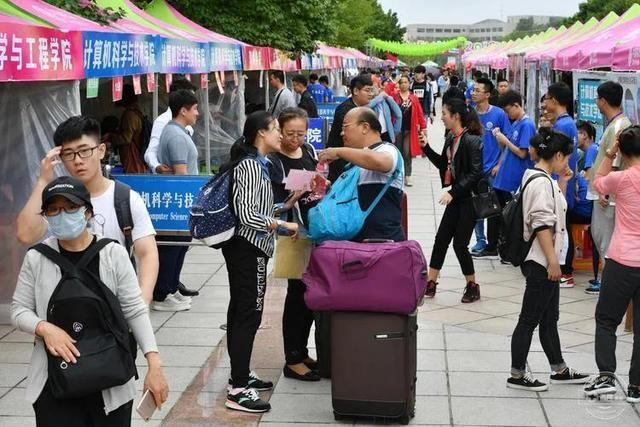 蜜桃拿铁 喝的蜜桃拿铁时候不要搅拌