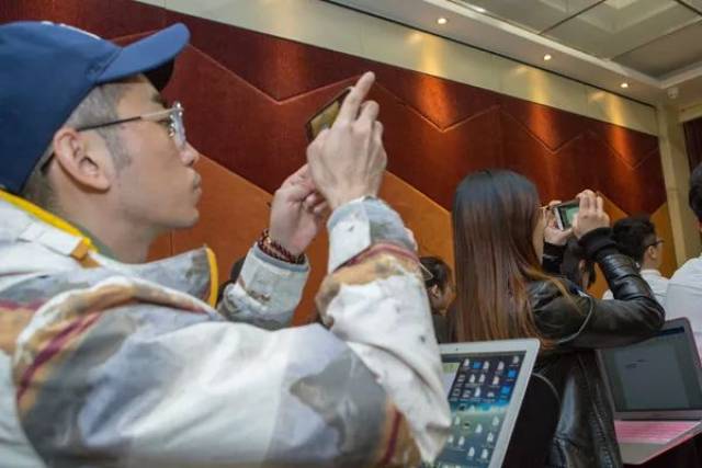 国外大吊男同 国外国外如果你有其他问题